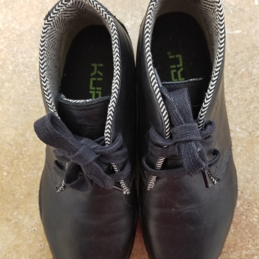 KURU black ankle boots